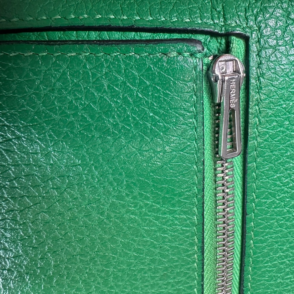 Hermes Green Crossbody Bag with Chain Strap - Picture 8 of 8